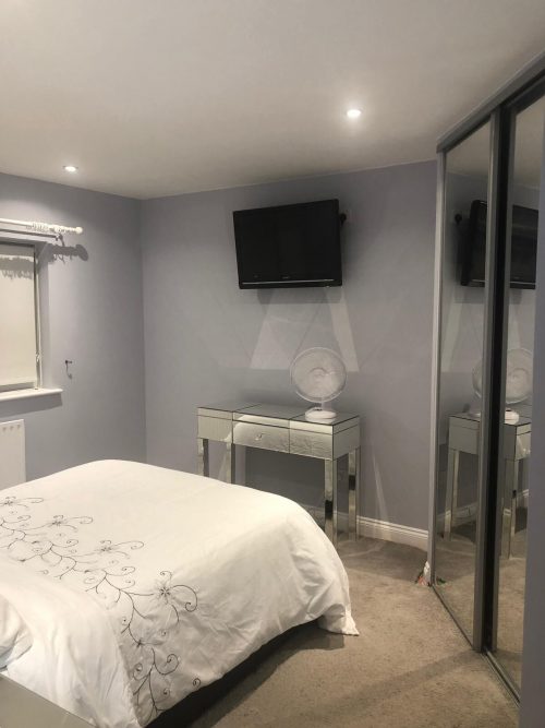 Milton Keynes Painter Decorator Newport Pagnell Handyman Broughton Bletchley Domestic Commercial Painting Decorating Home Office Landlords End of Tenancy